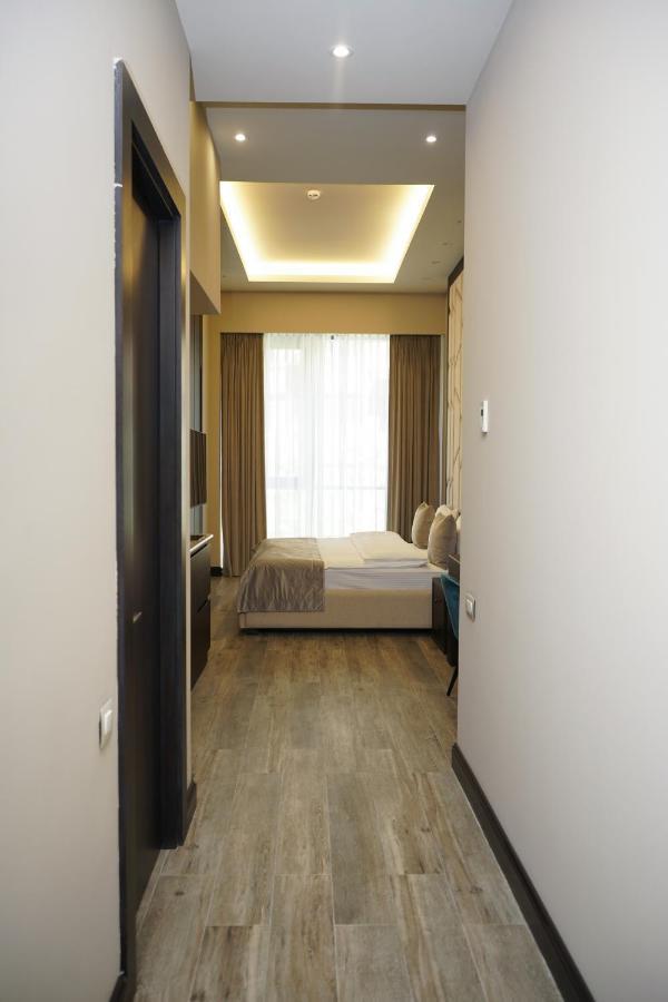 Soho Apart Hotel Jerevan Exteriör bild
