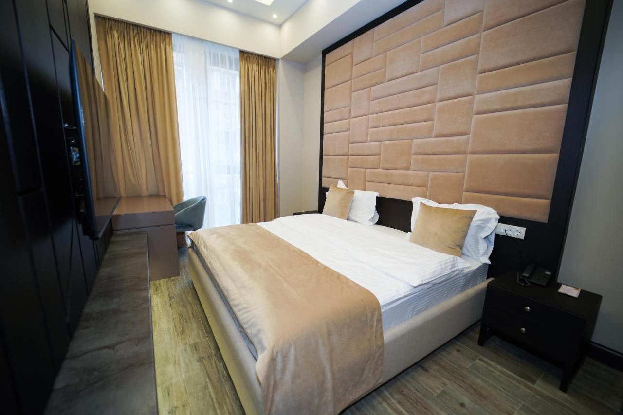 Soho Apart Hotel Jerevan Exteriör bild
